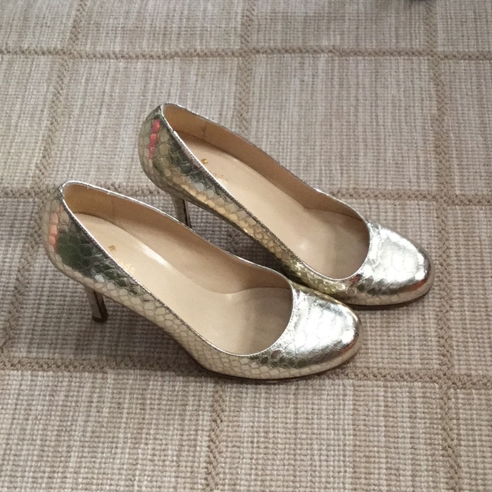 Kate Spade Karolina gold metallic snake pumps